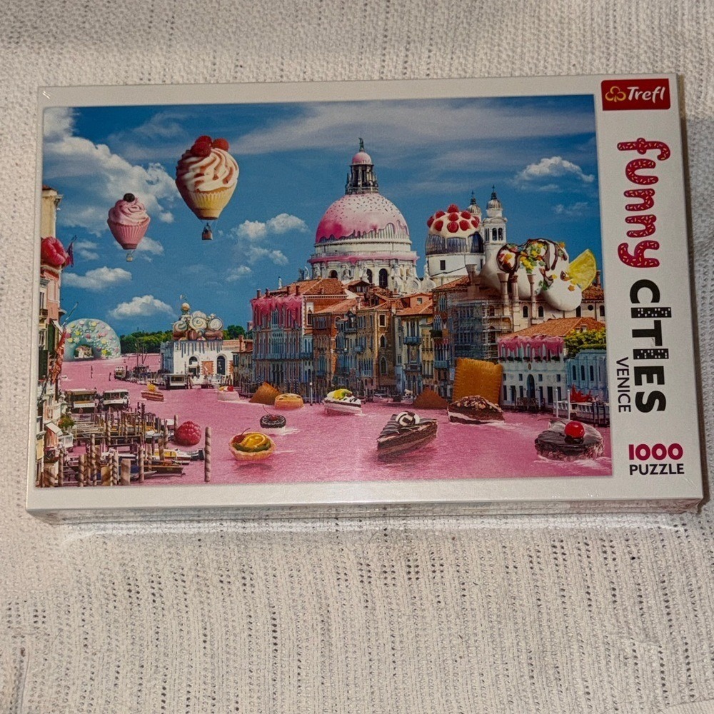 Trefl Funny Cities Venice 1000 Piece Jigsaw Puzzle Candy Theme New Sealed